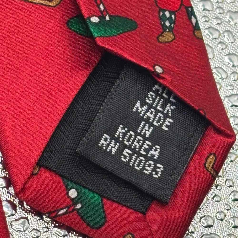 Holiday Traditions Christmas Santa Golfing Red Silk Necktie Hallmark‎ Licensing